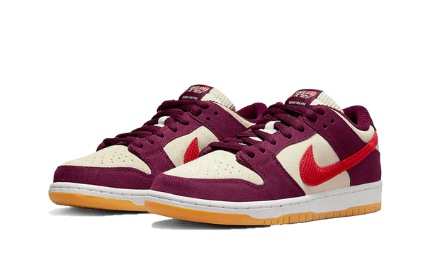 SB Dunk Low Skate Like A Girl Bordeaux