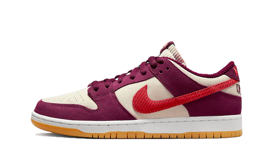 SB Dunk Low Skate Like A Girl Bordeaux