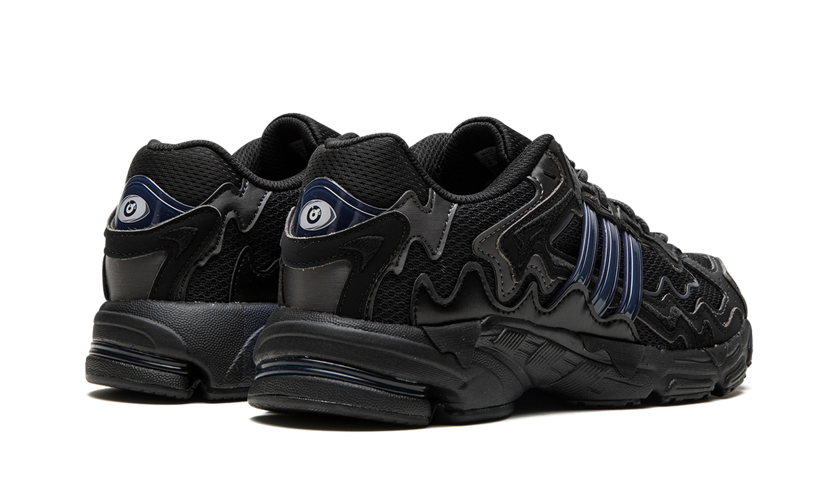 Adidas Response CL Bad Bunny Triple Black - vista superior