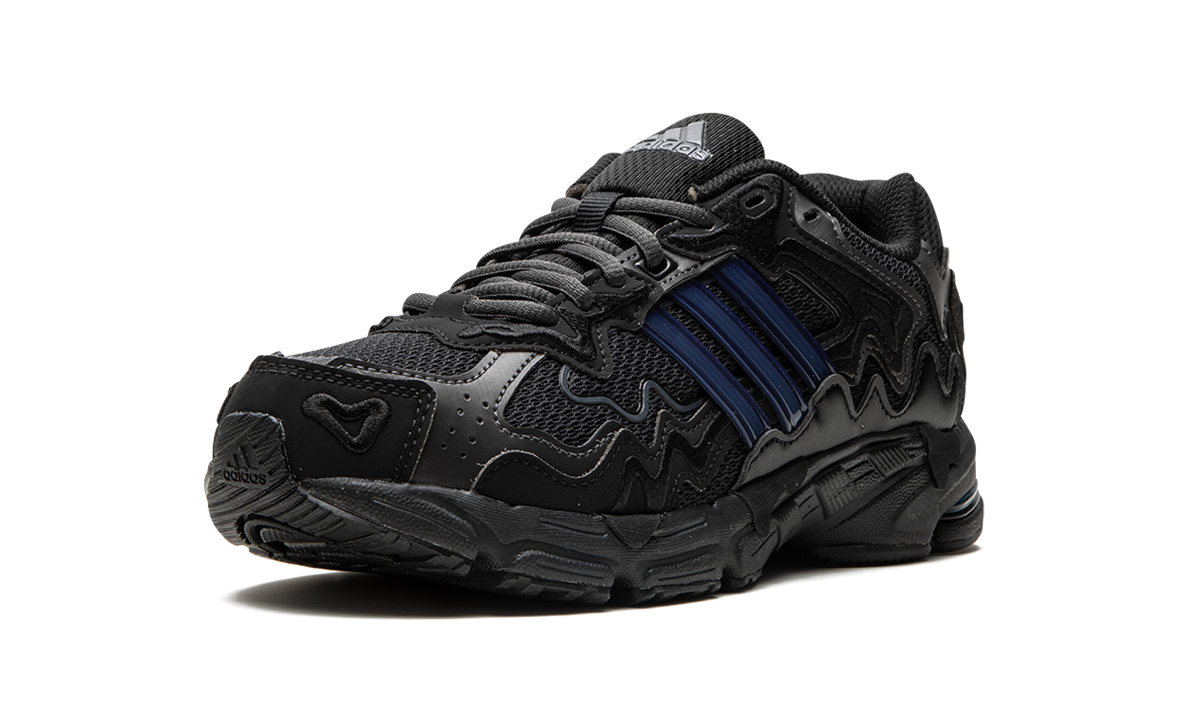 Adidas Response CL Bad Bunny Triple Black - vista trasera