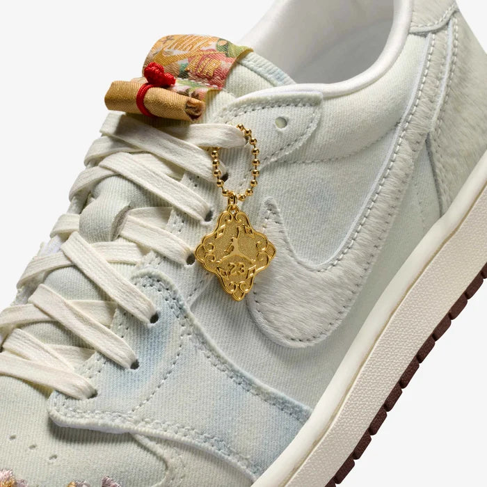 Air Jordan 1 Retro Low OG Football Grey Sail Light Chocolate