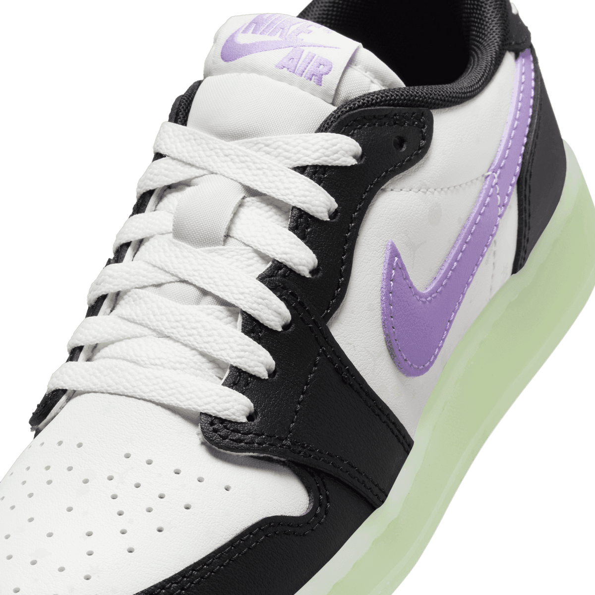 Air Jordan 1 Retro Low OG Black Raspberry (GS) 2