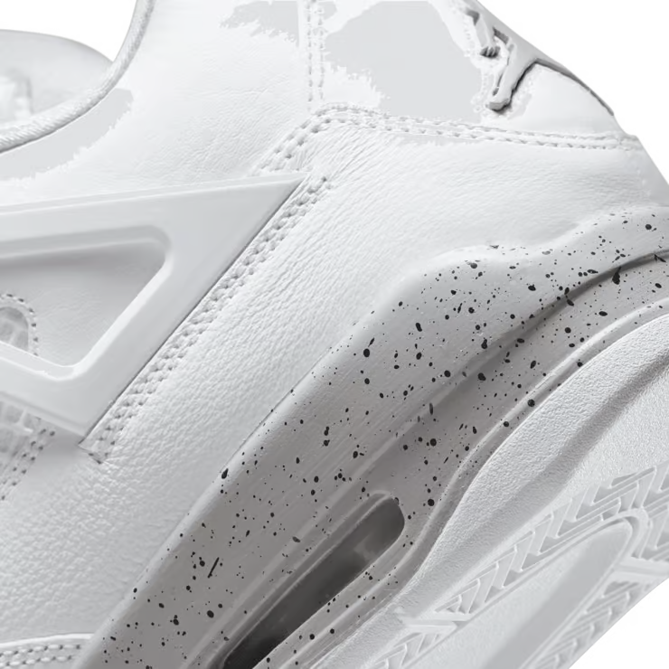 Air Jordan 4 Retro White Oreo