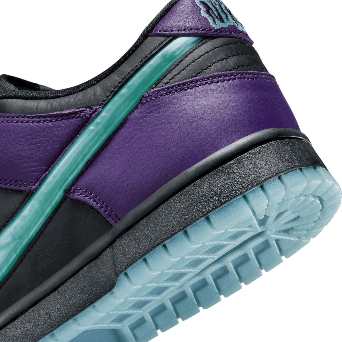 Nike Dunk Low LTD Wizard 8