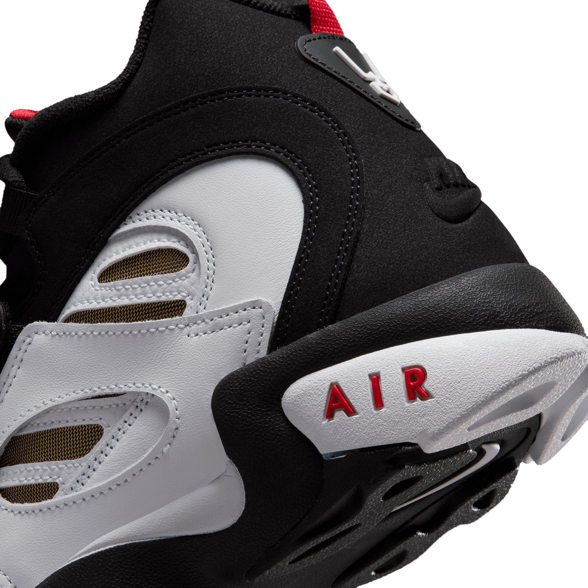 Nike Air Diamond Turf 2 49ers Home (2026) 8