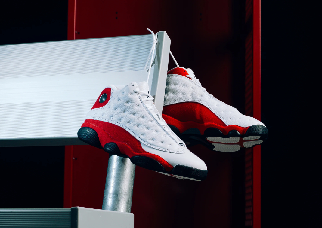 Air Jordan 13 Retro OG Chicago (2026)