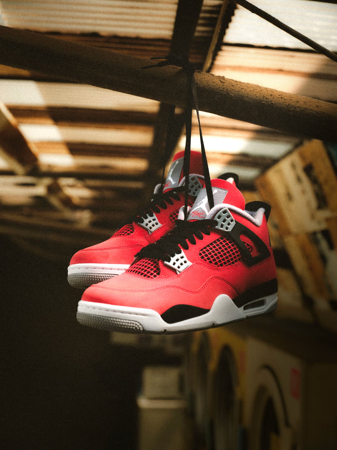 Air Jordan 4 Retro Toro Bravo