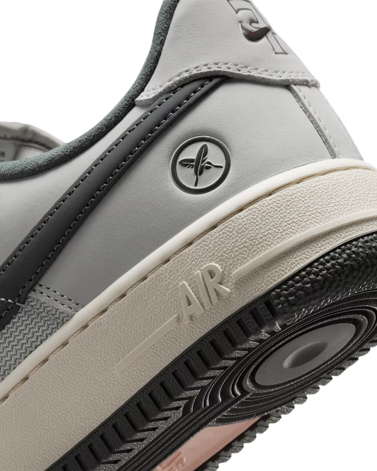 Nike SB Air Force 1 Low Yuto Horigome White Iron Grey