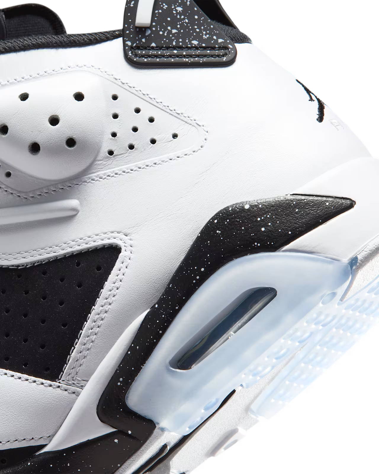 Air Jordan 6 Retro Oreo (2026)