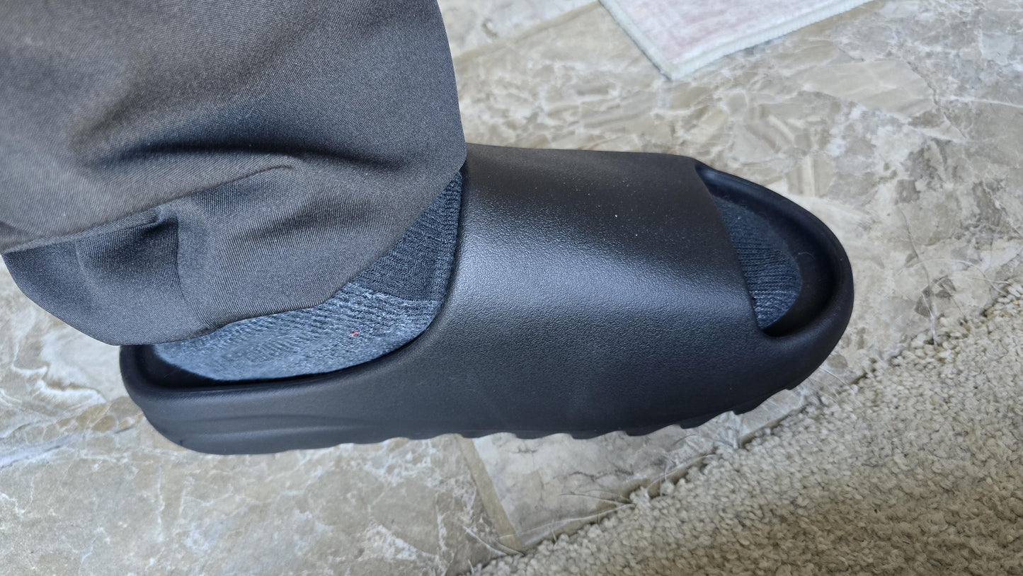 Yeezy YS-01 Slide Black