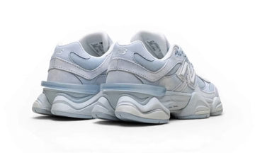 New Balance 9060 Sea Salt Oxford Blue