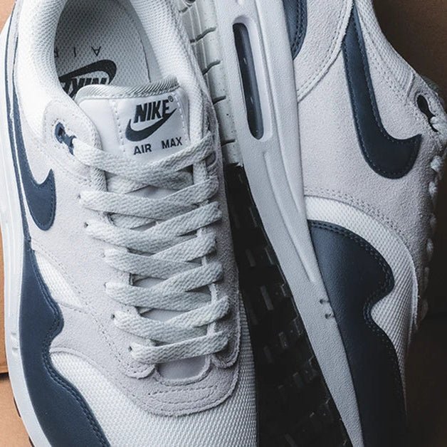 Nike Air Max 1 Essential Summit White Armory Navy 1