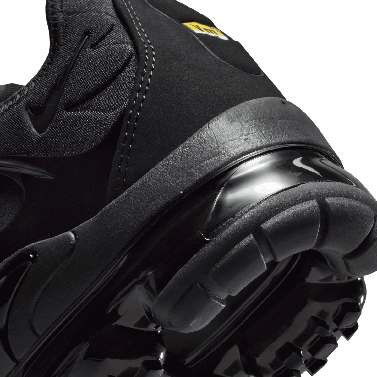 Nike Air VaporMax Plus Triple Black 1