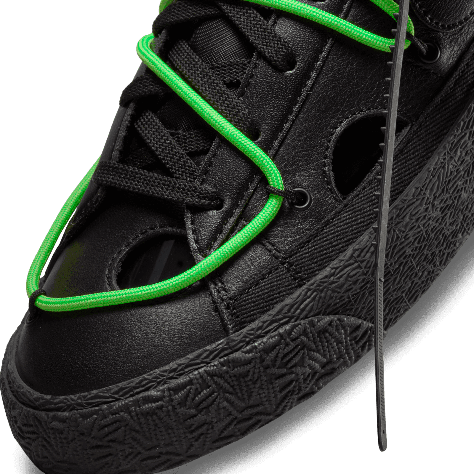 Nike Blazer Low 77 Off-White Electro Green 5