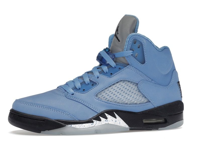 Air Jordan 5 Retro UNC en azul
